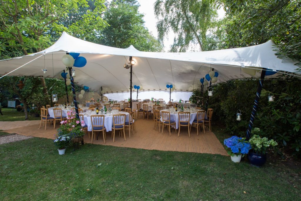 A freeform stretch tent structure